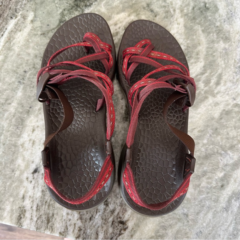 Chaco Women's 8 Red ZX2 Classic Sandal Toe Loop Water Sport Shoe Multi Strap - Picture 4 of 5